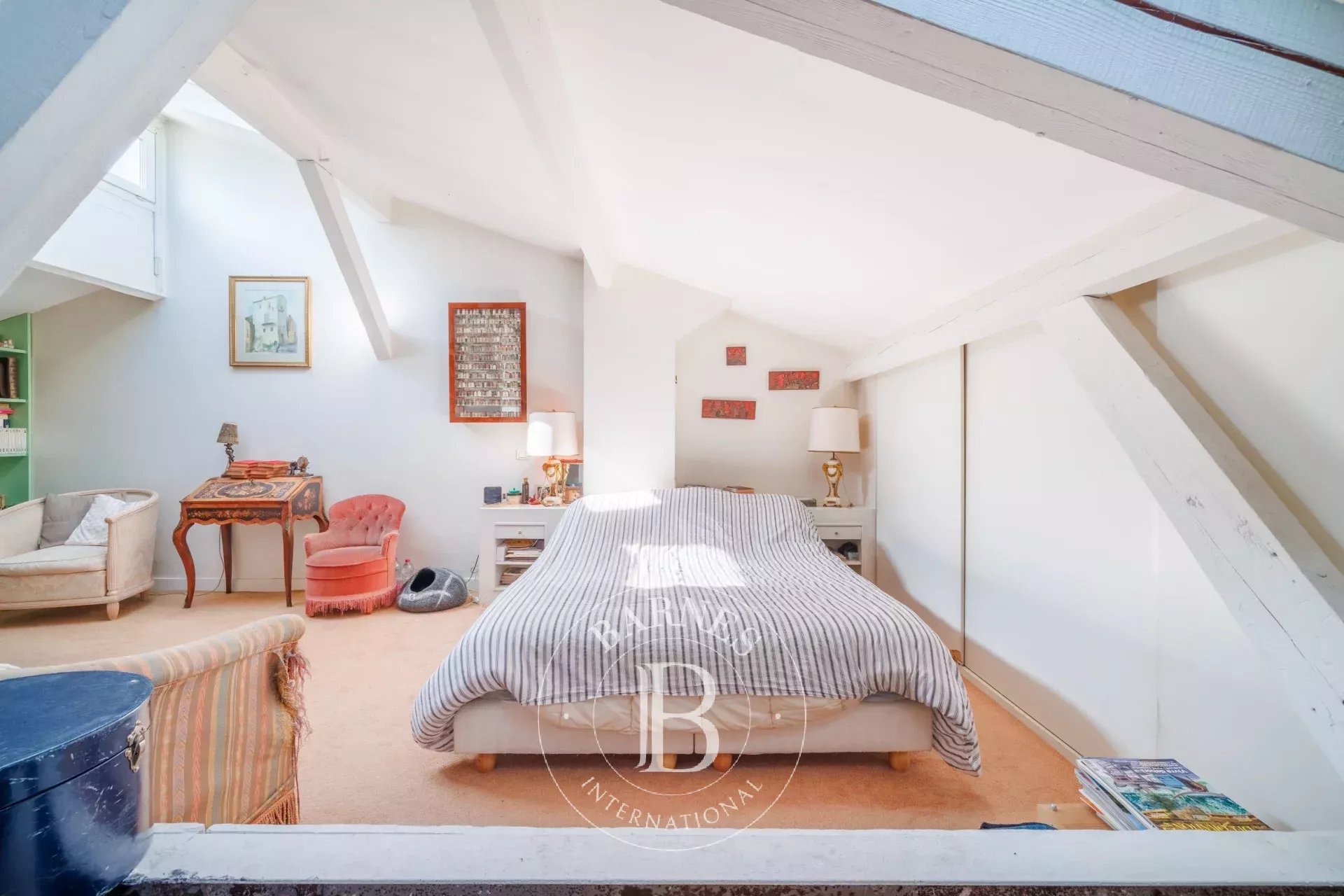 Daire Paris 3ème - picture 17