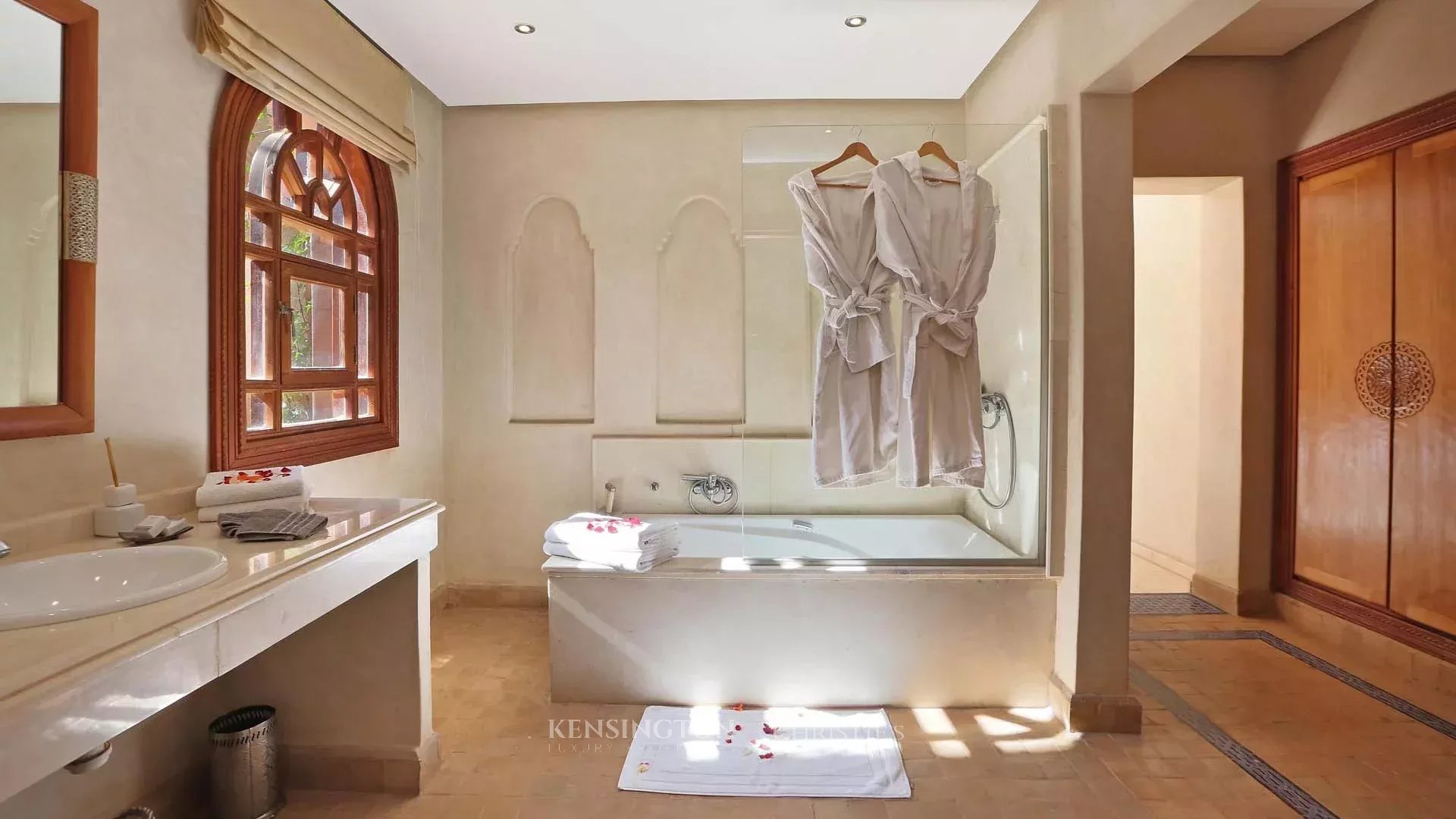 5 Bedroom Villa/Townhouse's Image 34