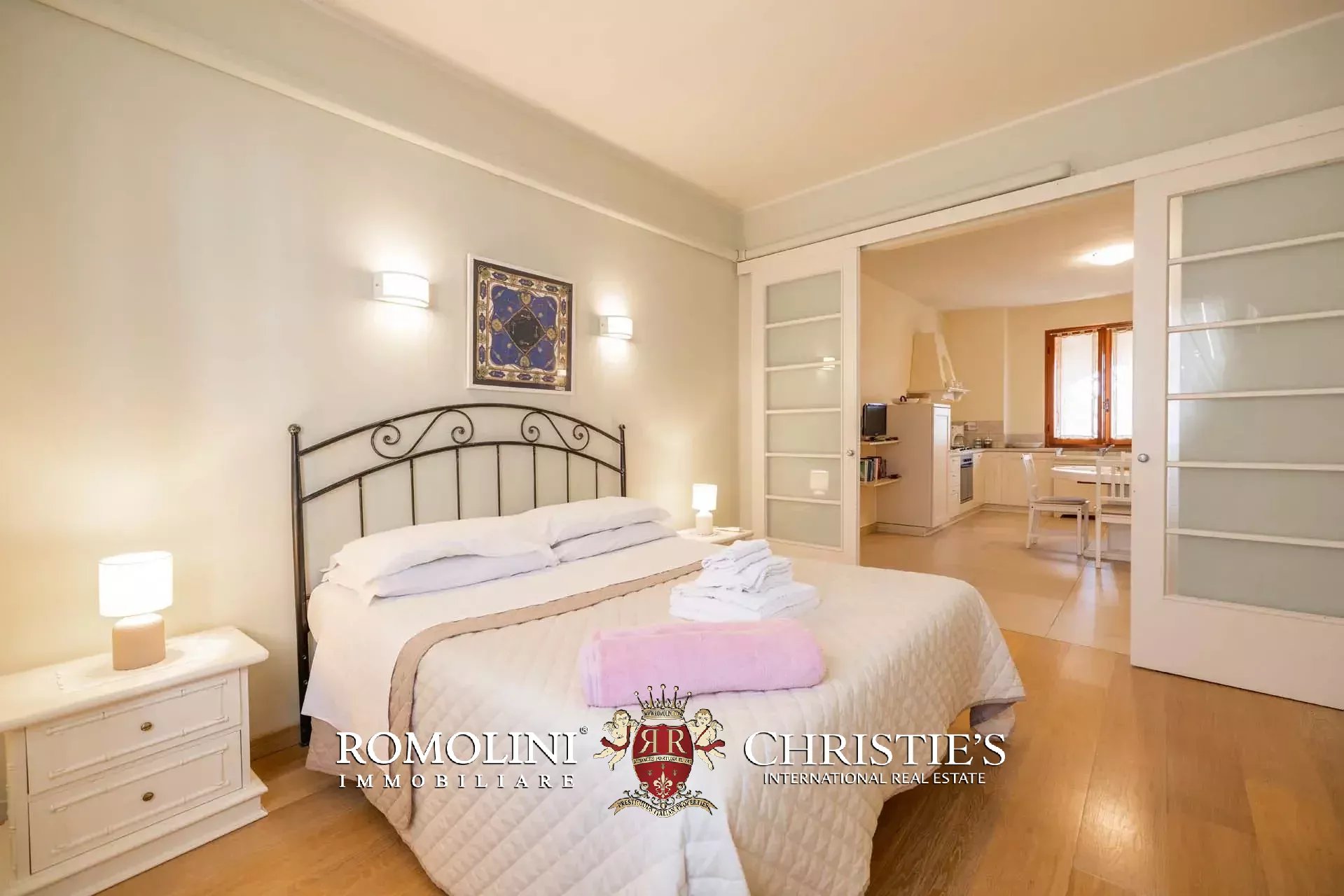 19 Bedroom Villa/Townhouse's Image 38