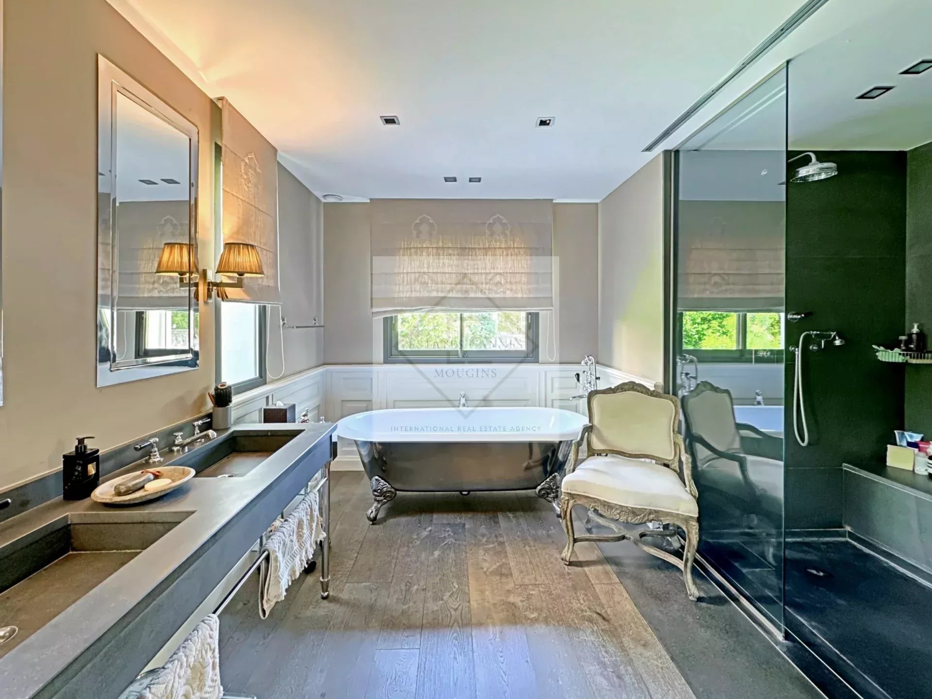 Unique villa avec piscine Bd Croisette Cannes — photo 12