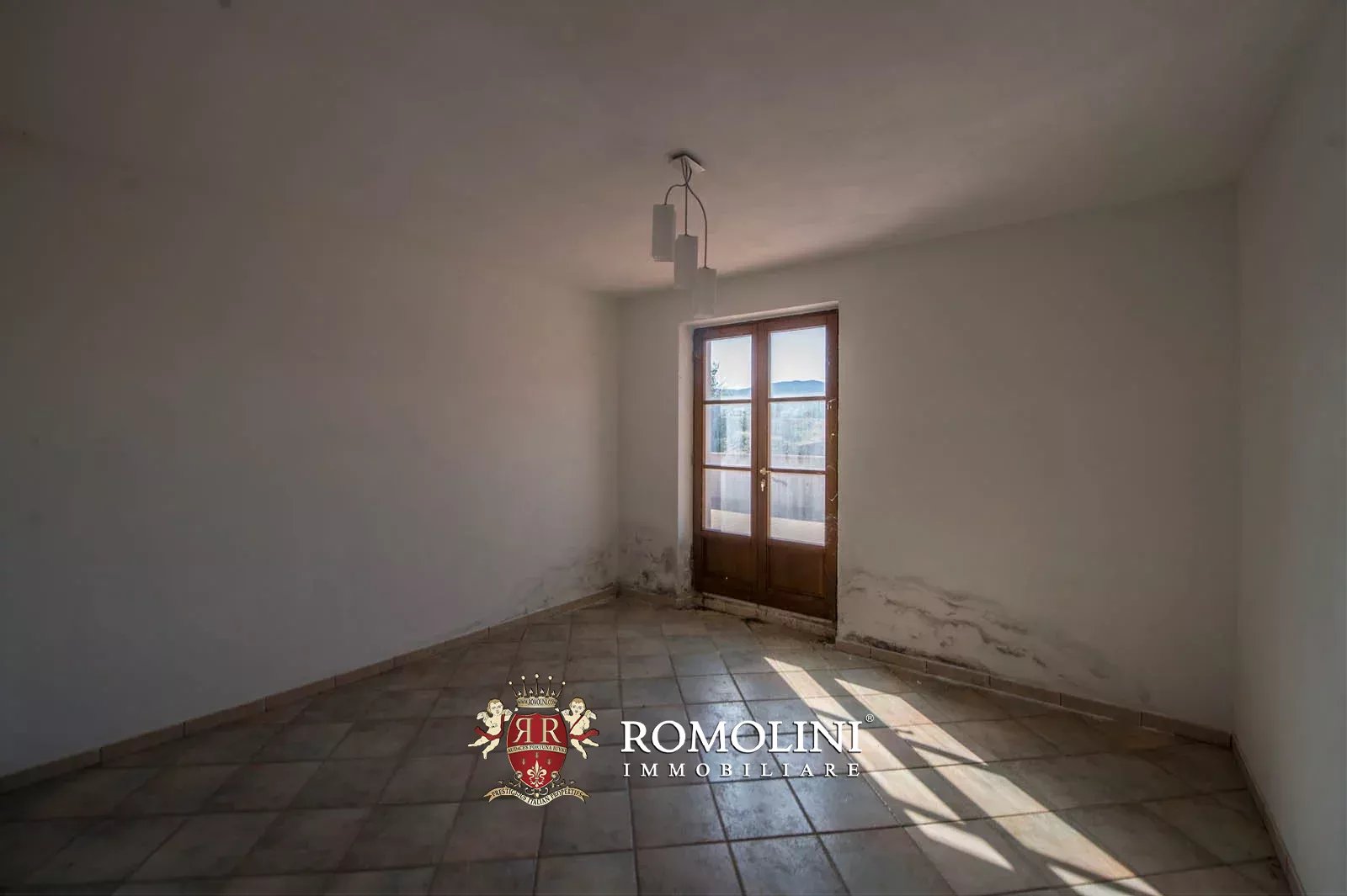 3 Bedroom Vineyard's Image 9