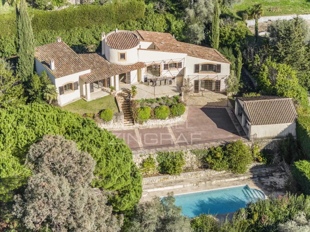 Villa for sale in Grasse — Plascassier - Panoramic views to the sea