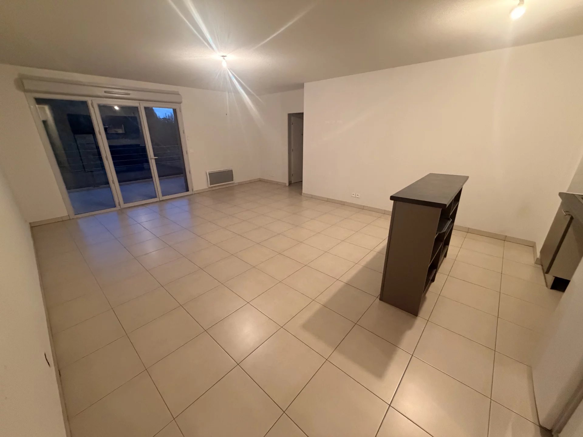 Appartement 3 pièces 71m²+terrasse+balcon+2 parkings