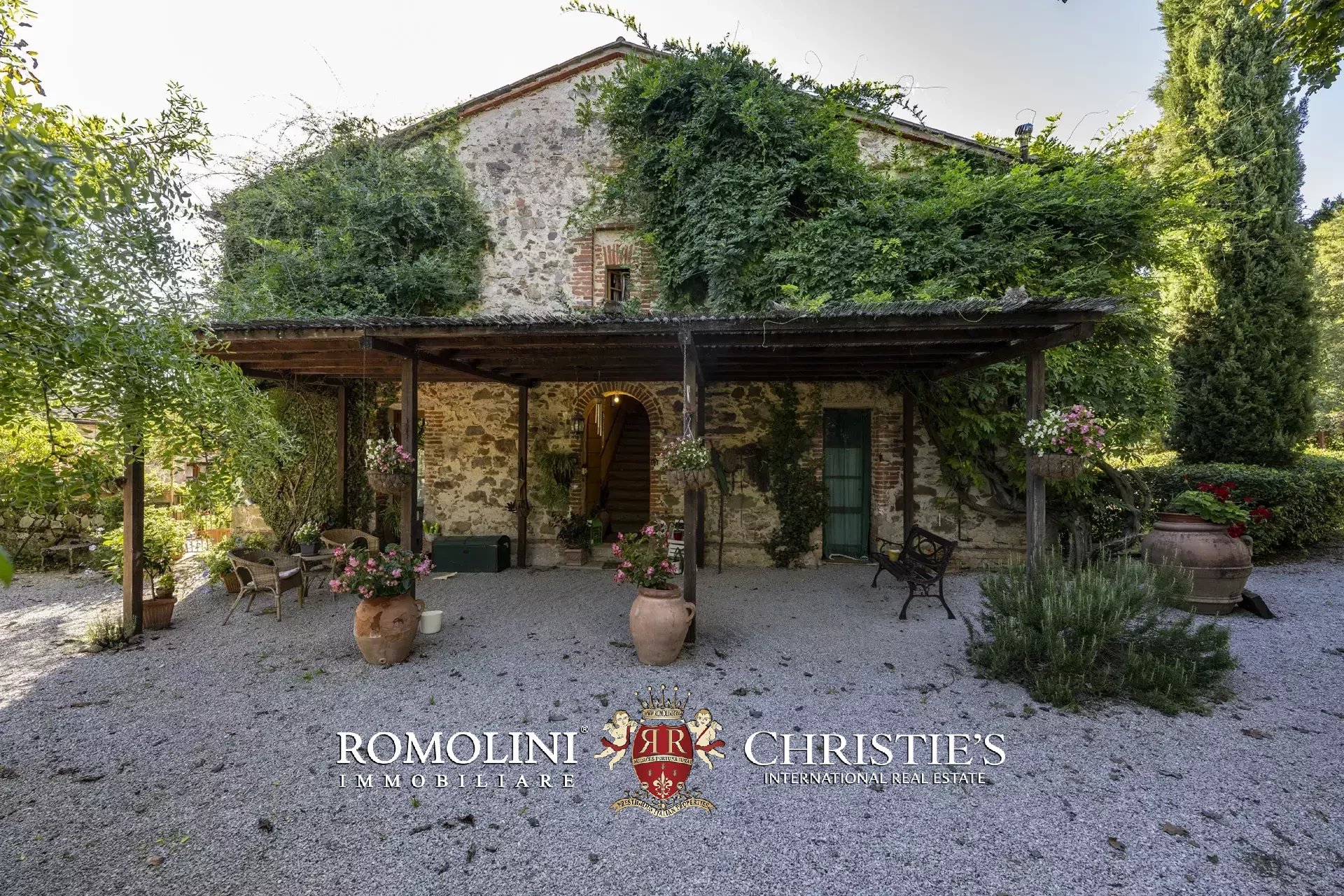 9 Bedroom Horse Property's Image 41