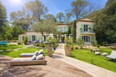 260 m² HOUSE – HEATED POOL – ROQUEFORT-LES-PINS — photo 1 of 7