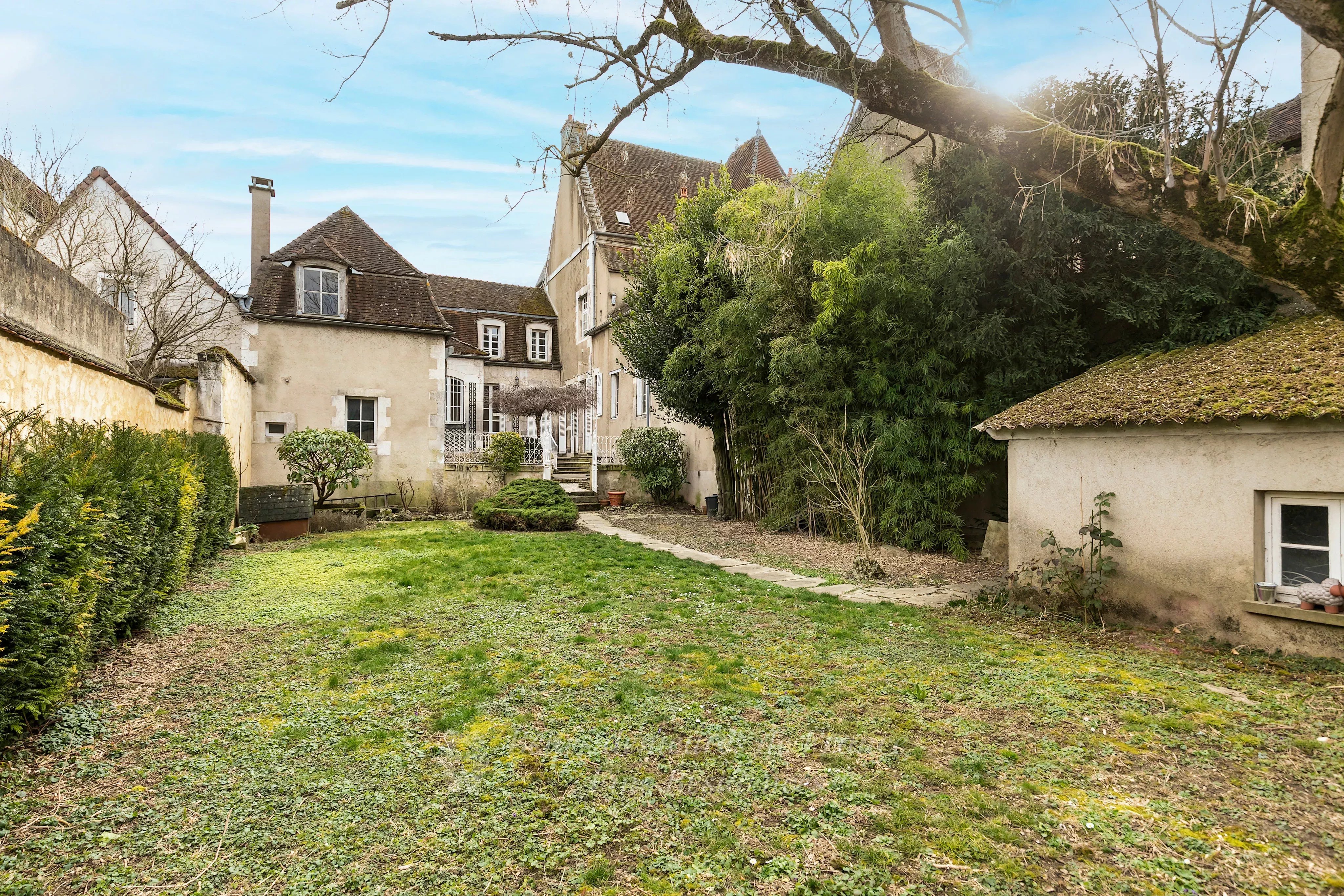 Demeure historique, au coeur d'Auxerre