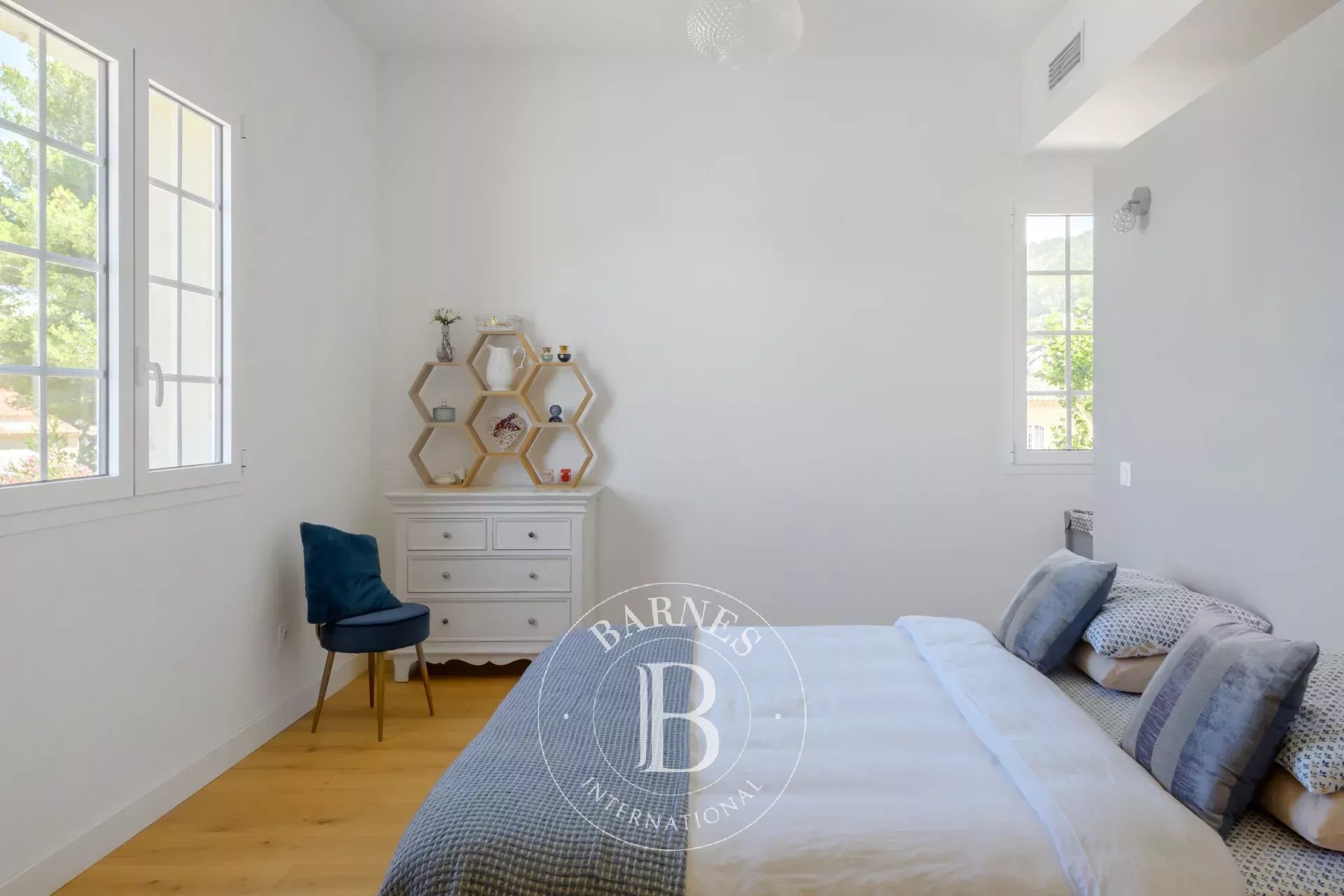 Daire Saint-Cyr-sur-Mer - picture 10