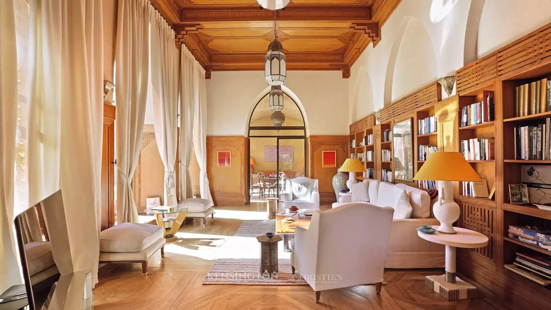 8 Bedroom Villa/Townhouse's Image 13