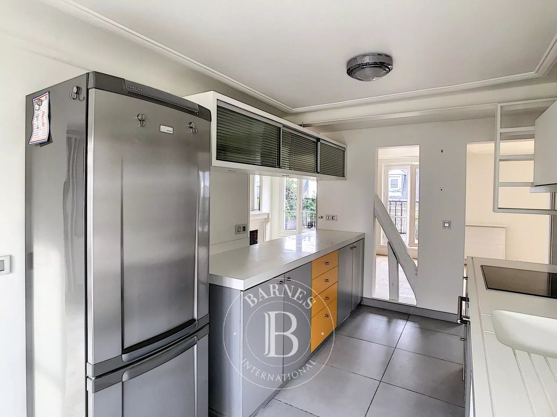 Daire Paris 8ème - picture 5