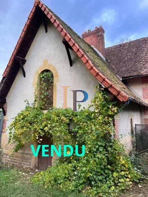 PETIT MANOIR A RENOVER EN CAMPAGNE