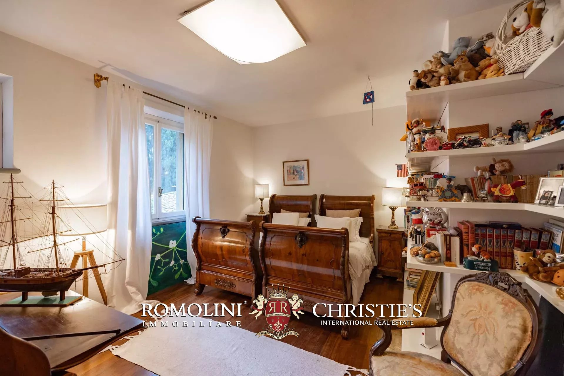 4 Bedroom Villa/Townhouse's Image 37