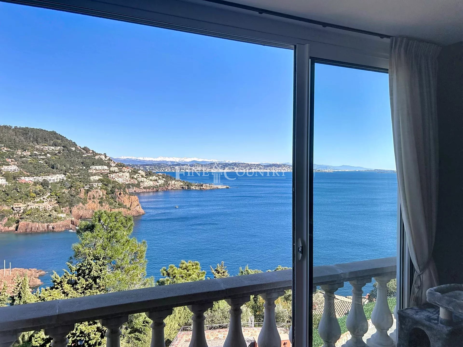 Photo of Sea View Apartment for sale in Theoule-sur-Mer