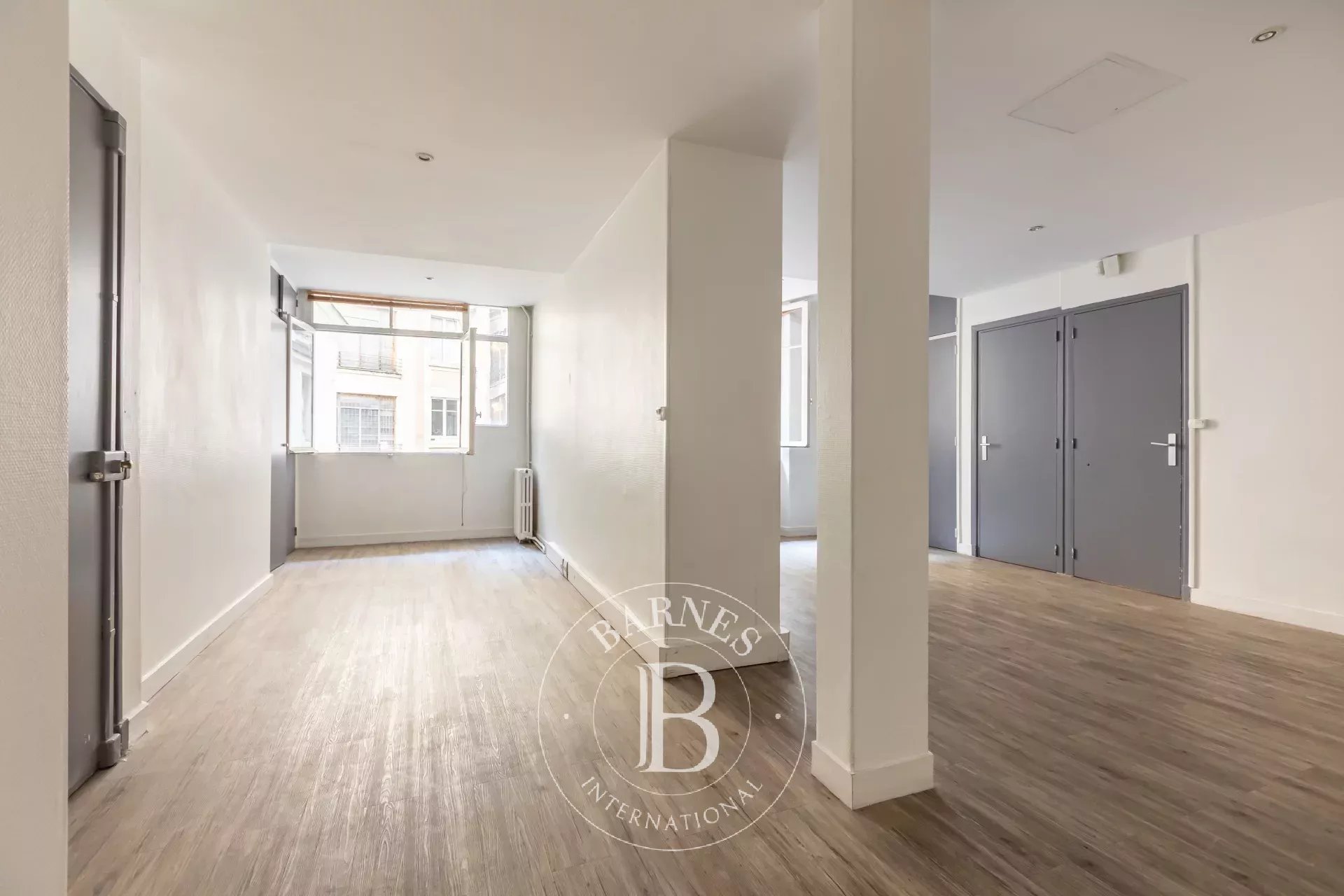 Daire Paris 16ème - picture 17