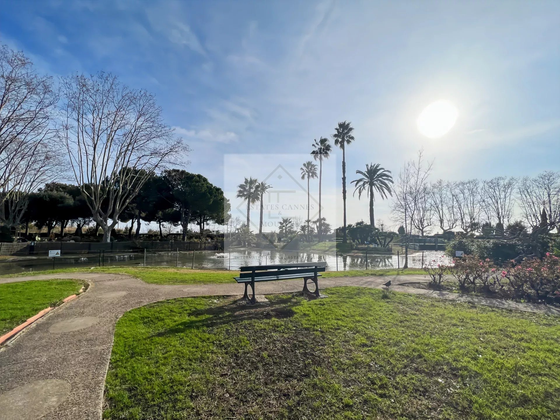 Juan-les-Pins – Résidence en bord de mer — photo 14