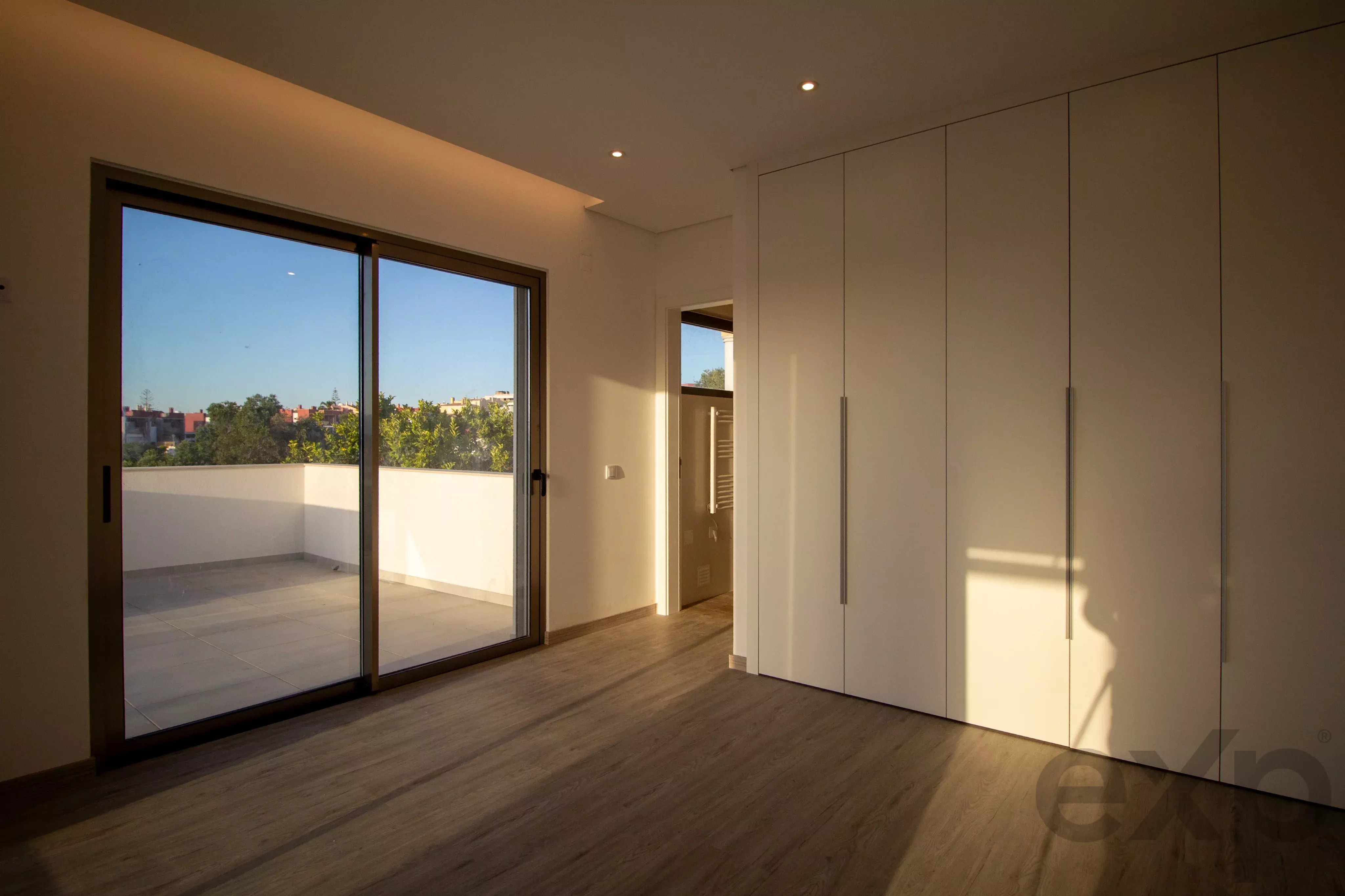 Luxury Contemporary Home with Sea View in Ferragudo 87049638 image 57