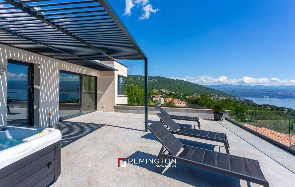 4 Bedroom Villa/Townhouse's Image 26