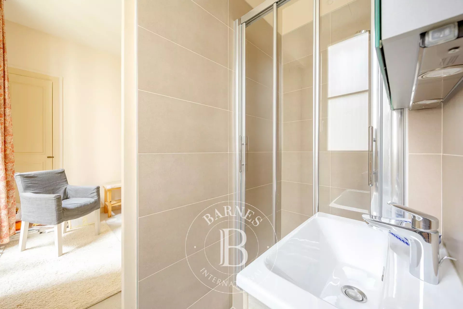 Paris  - Apartment 3 Bedrooms - picture 11