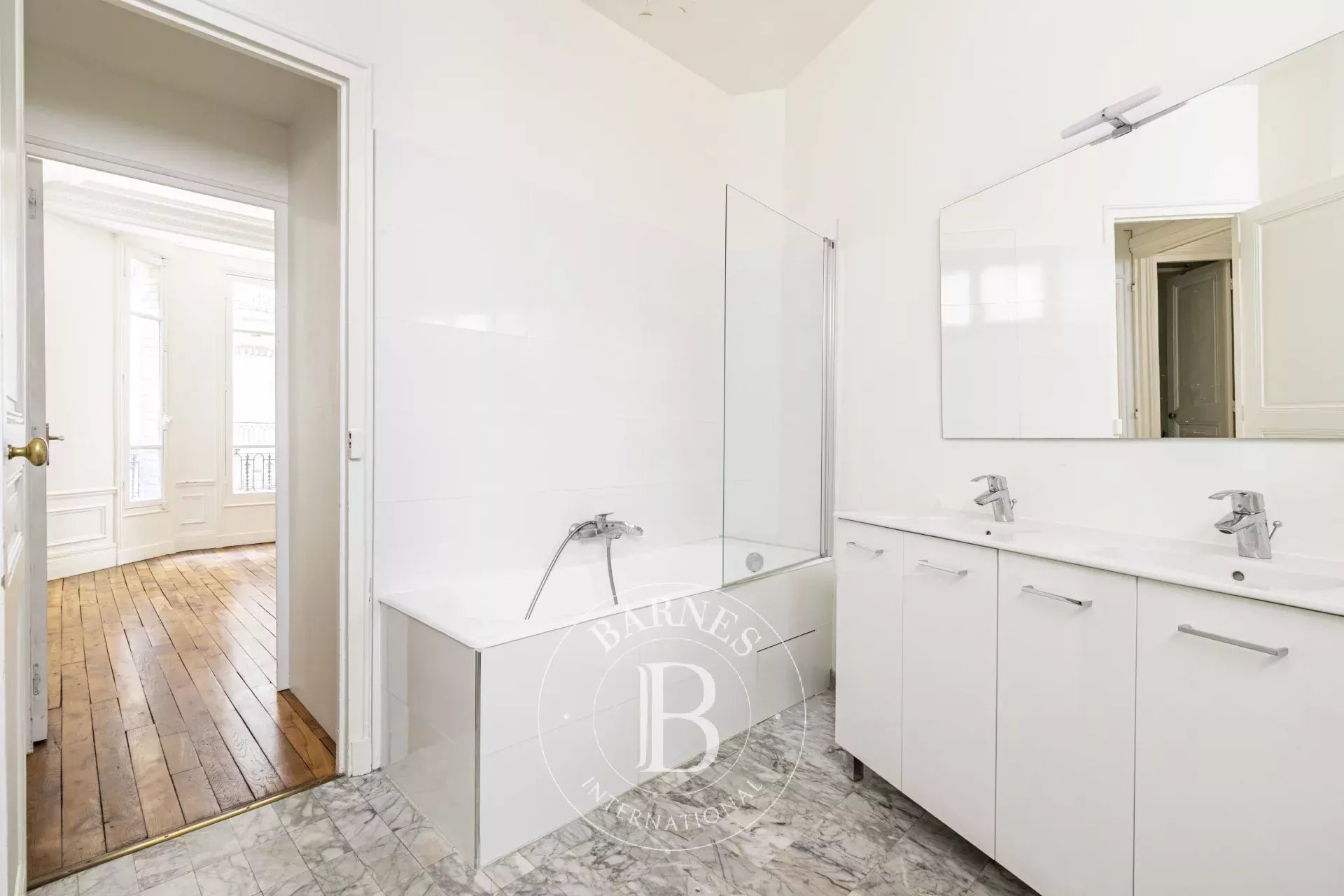 Daire Paris 7ème - picture 9