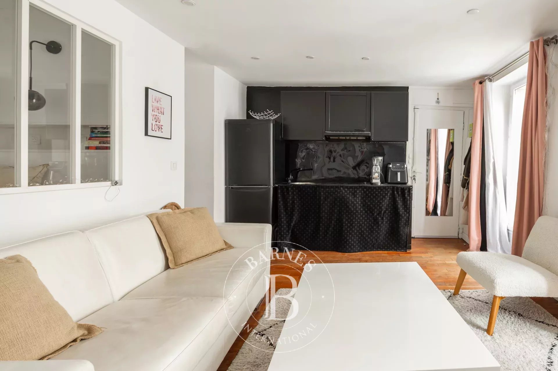 Daire Paris 18ème - picture 7