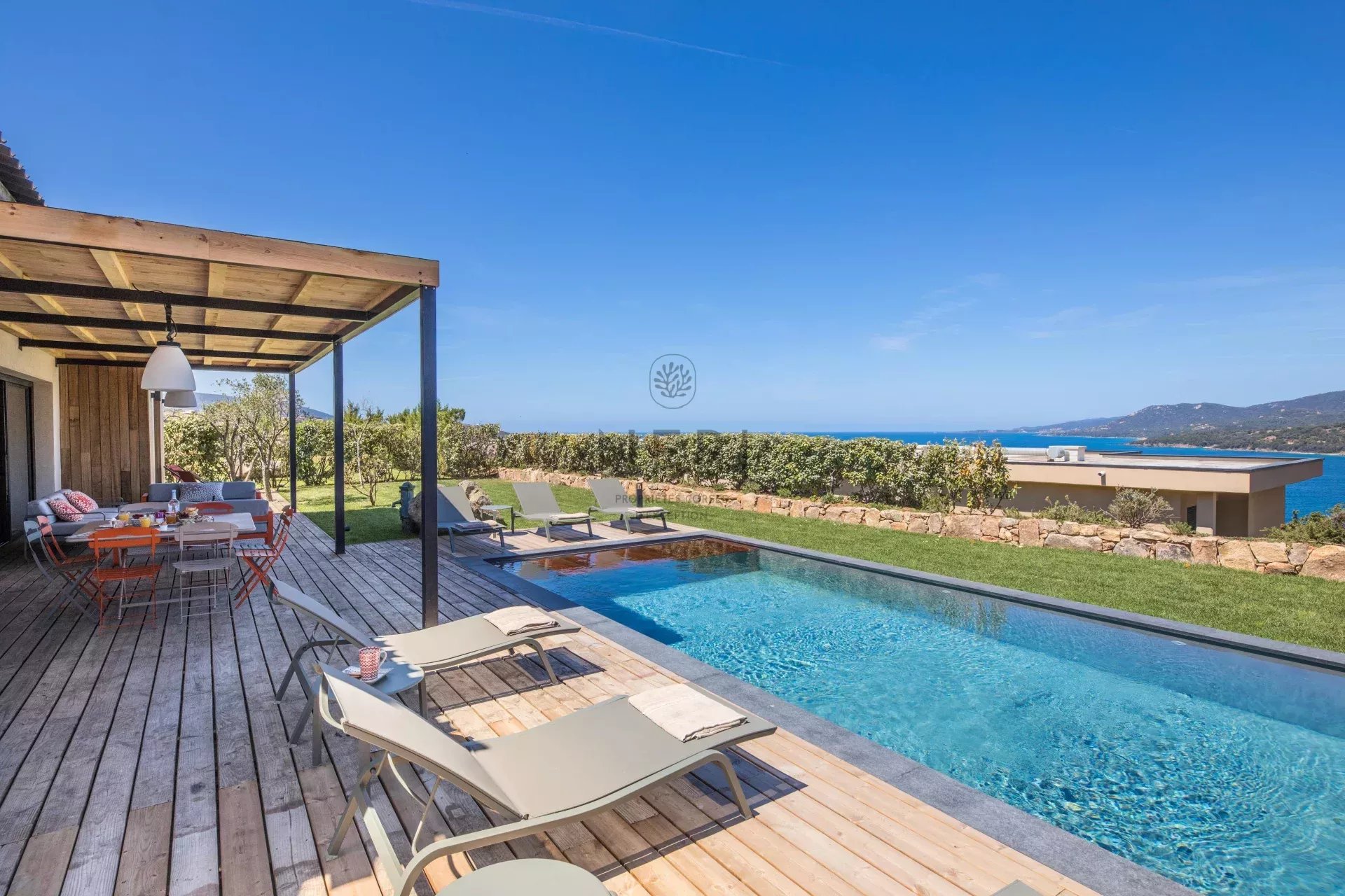 Villa GRAZIELLA- 3 chambres, piscine, vue mer