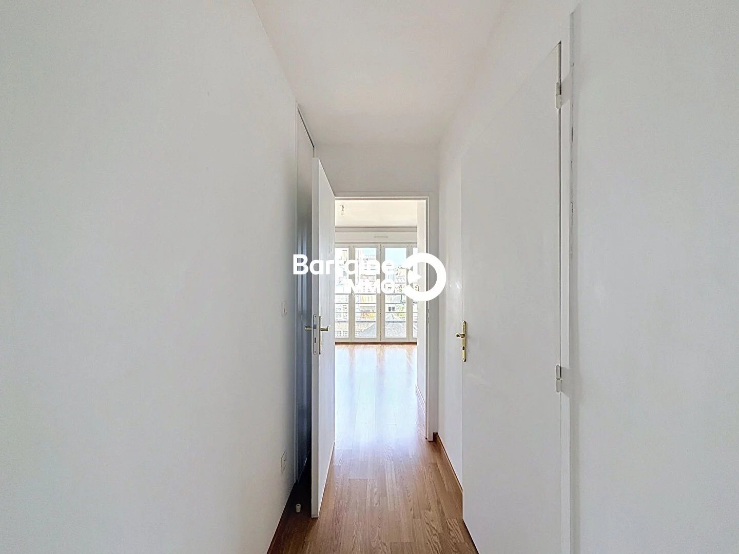 LOCATION BREST PILIER ROUGE - APPARTEMENT T1 26,90 M²