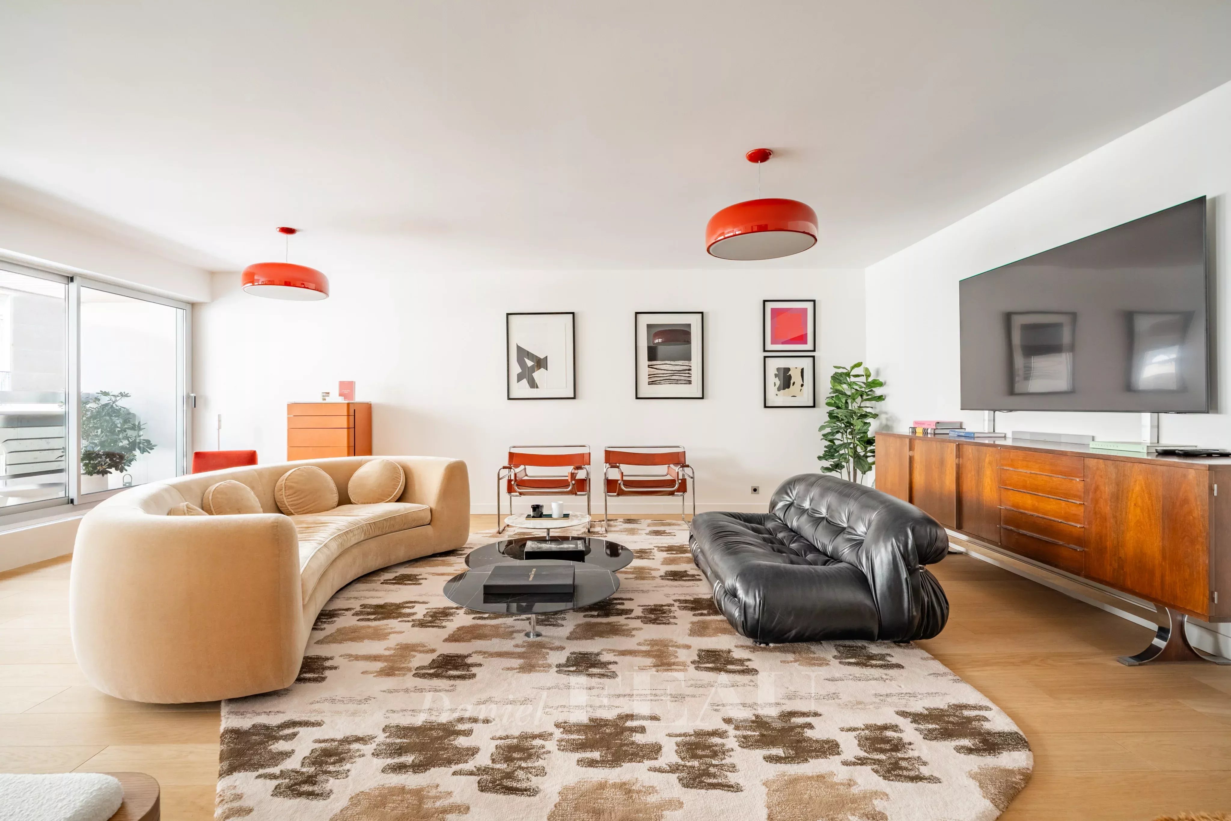 Sale Apartment Paris 7th