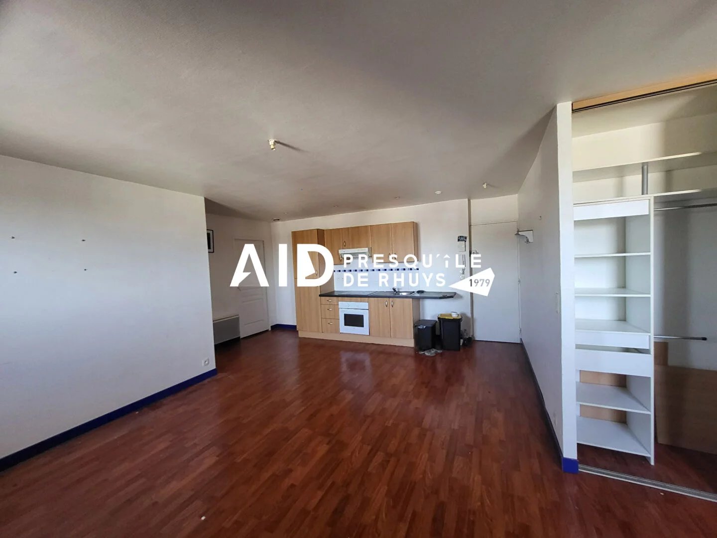 SARZEAU CENTRE - APPARTEMENT TROIS PIECES