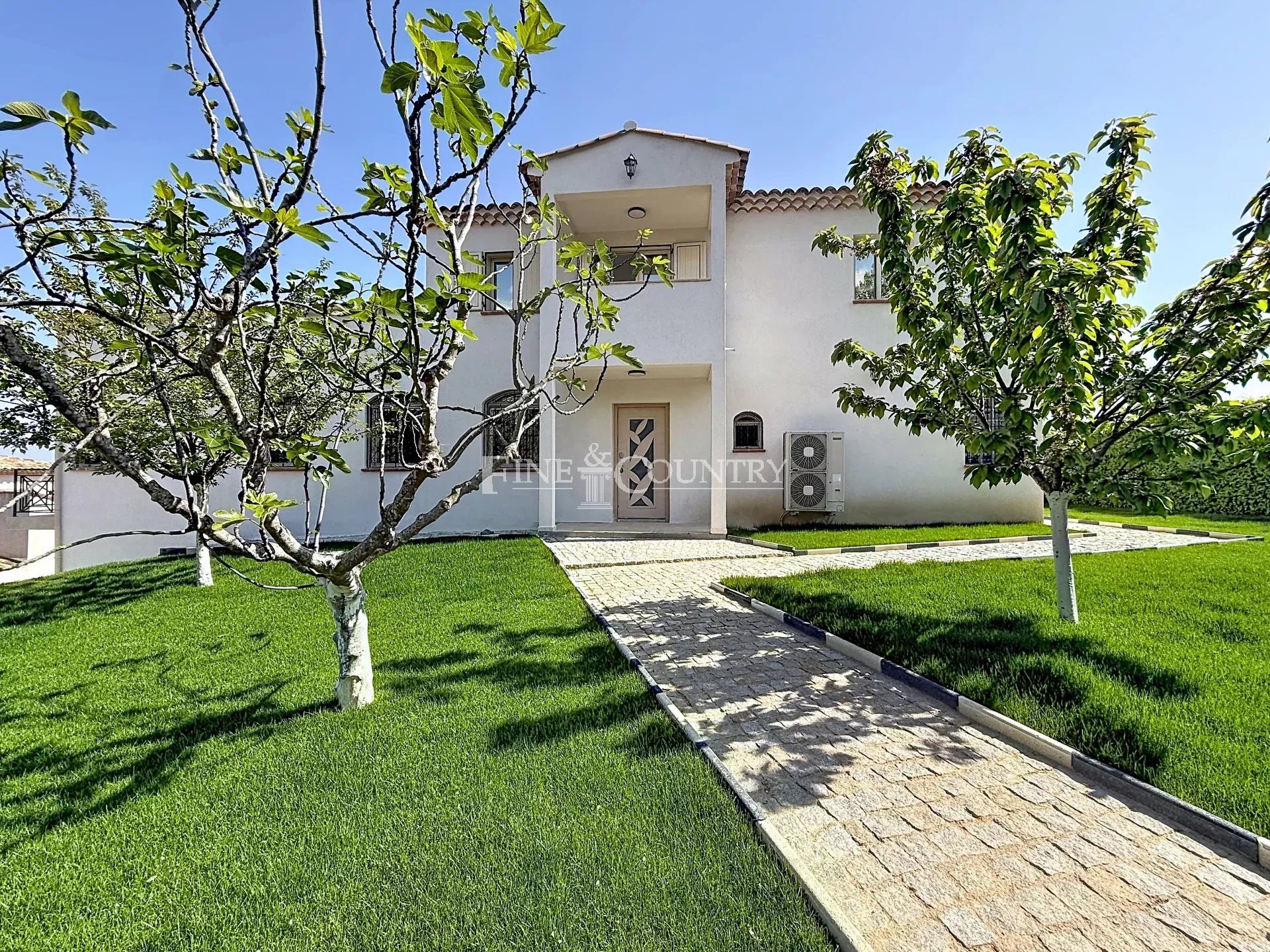 Photo of For sale villa in Cabris