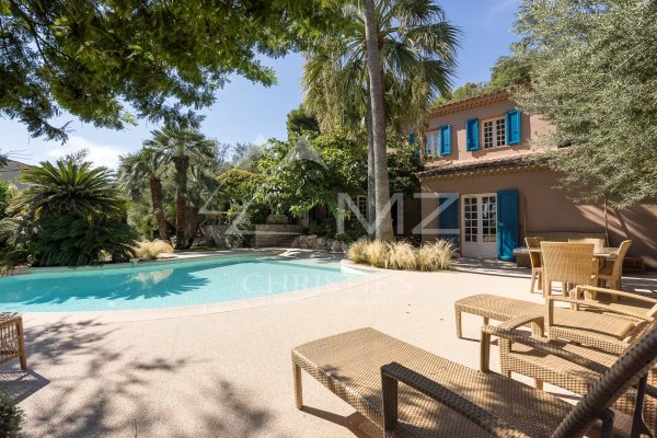 Luxury Sea View Villa in Villefranche-sur-Mer | Family Estate — photo 1