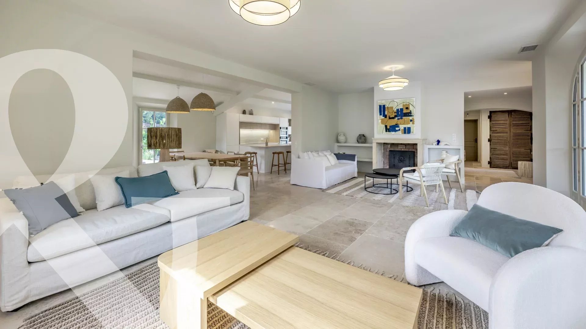 RESTAURATION DE GRANDE QUALITE