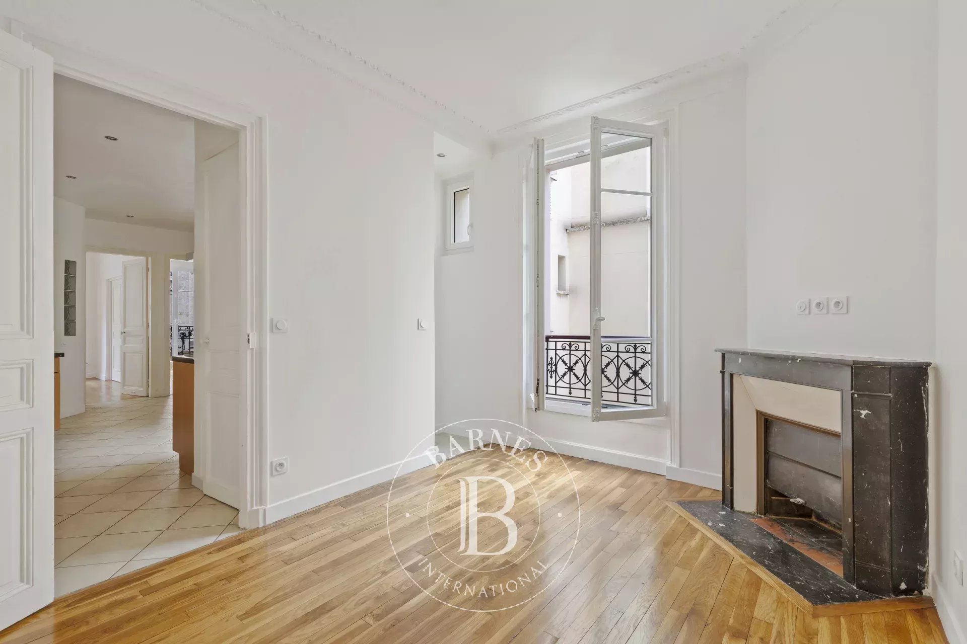 Daire Paris 19ème - picture 10