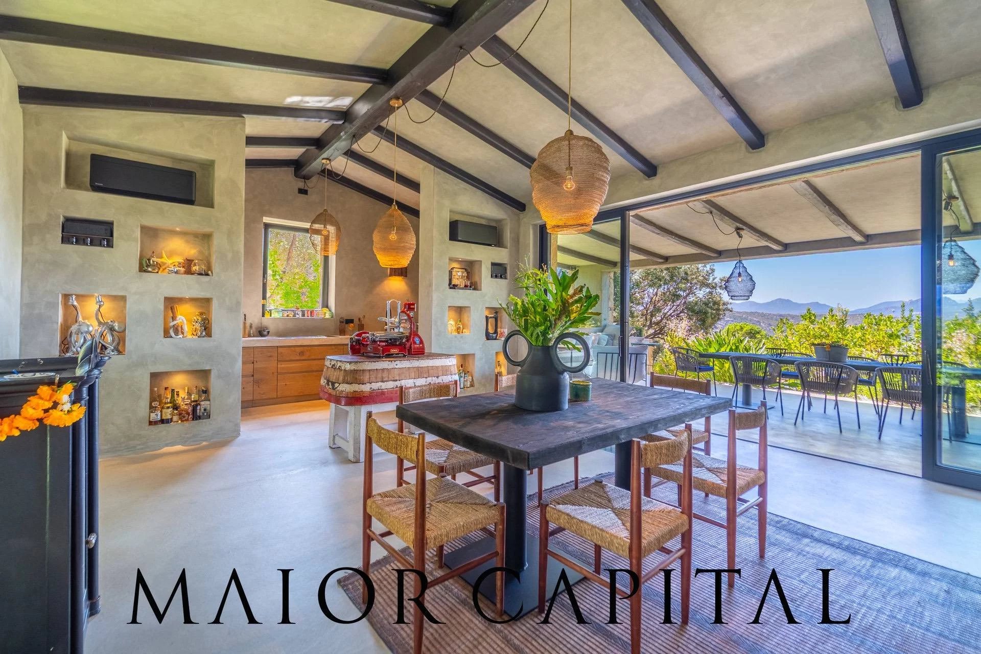 San Pantaleo | Residenza dal design unico