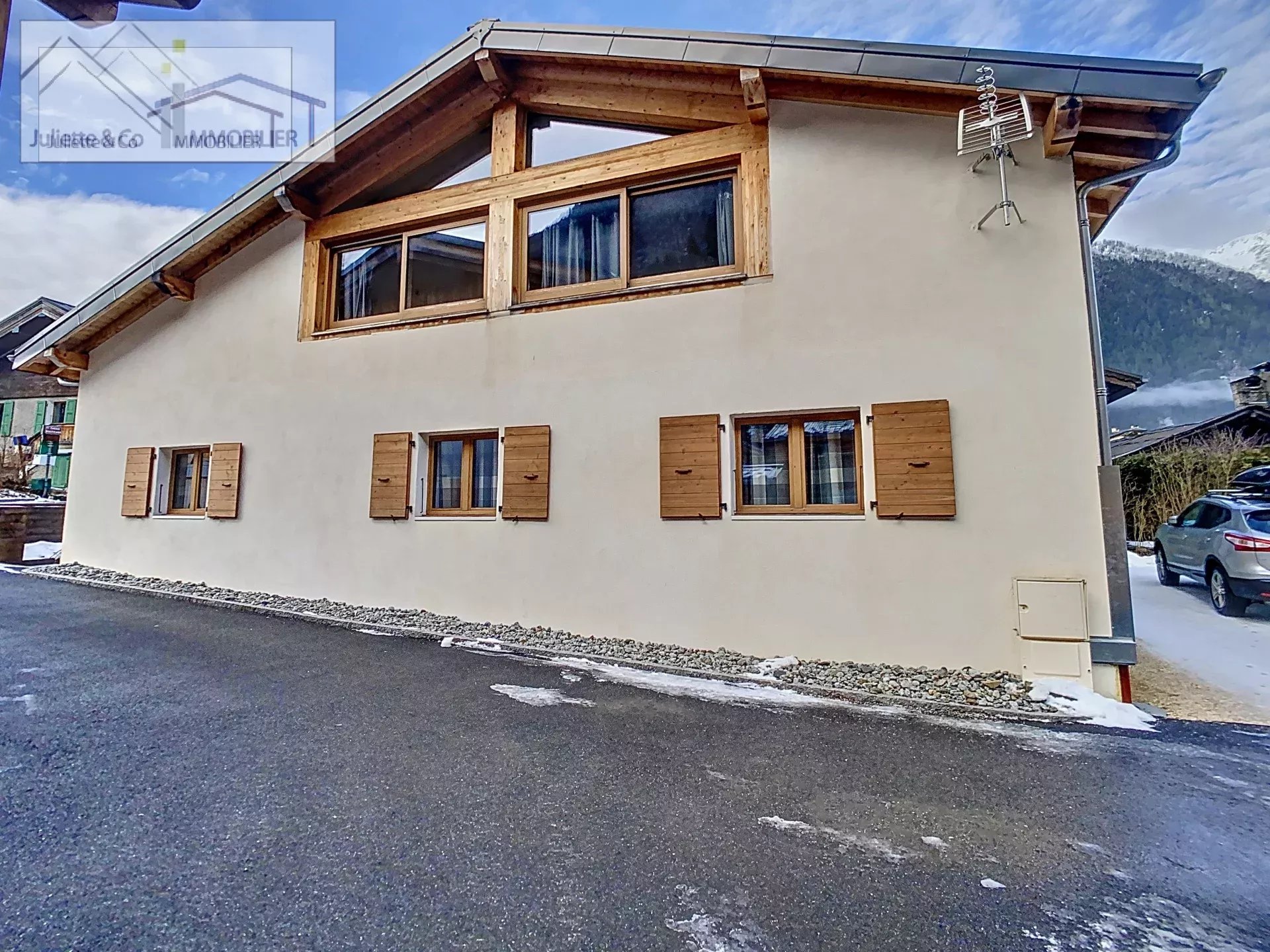 Photo of Chamonix F4 a stone's throw from the city center, completely renovated