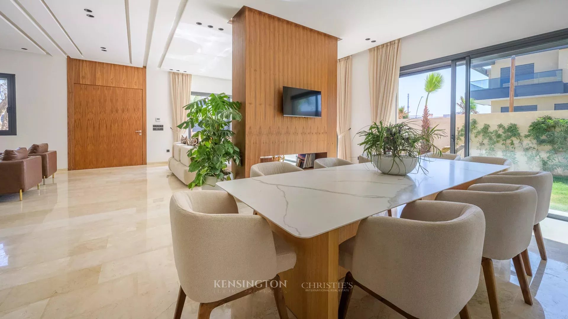 4 Bedroom Villa/Townhouse's Image 11