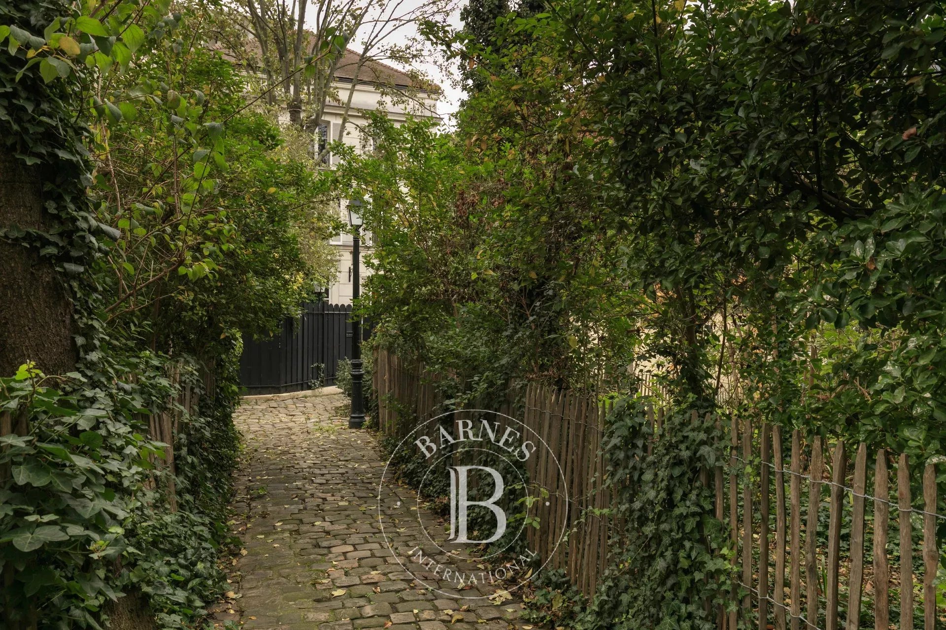 Daire Paris 18ème - picture 18