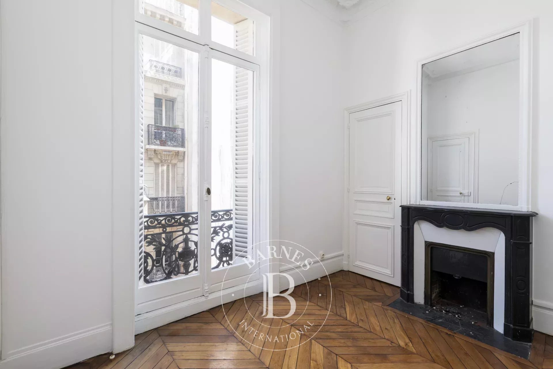 Daire Paris 7ème - picture 13