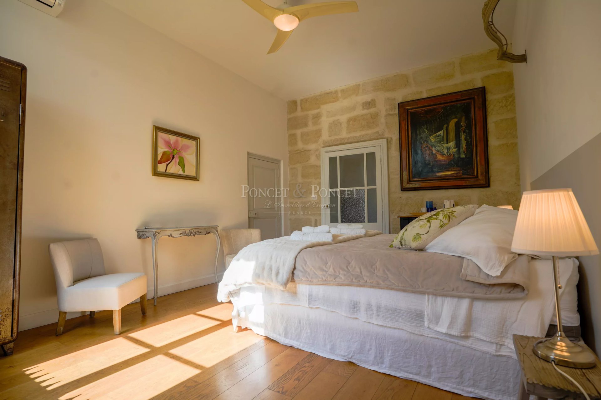 6 Bedroom Villa/Townhouse's Image 8