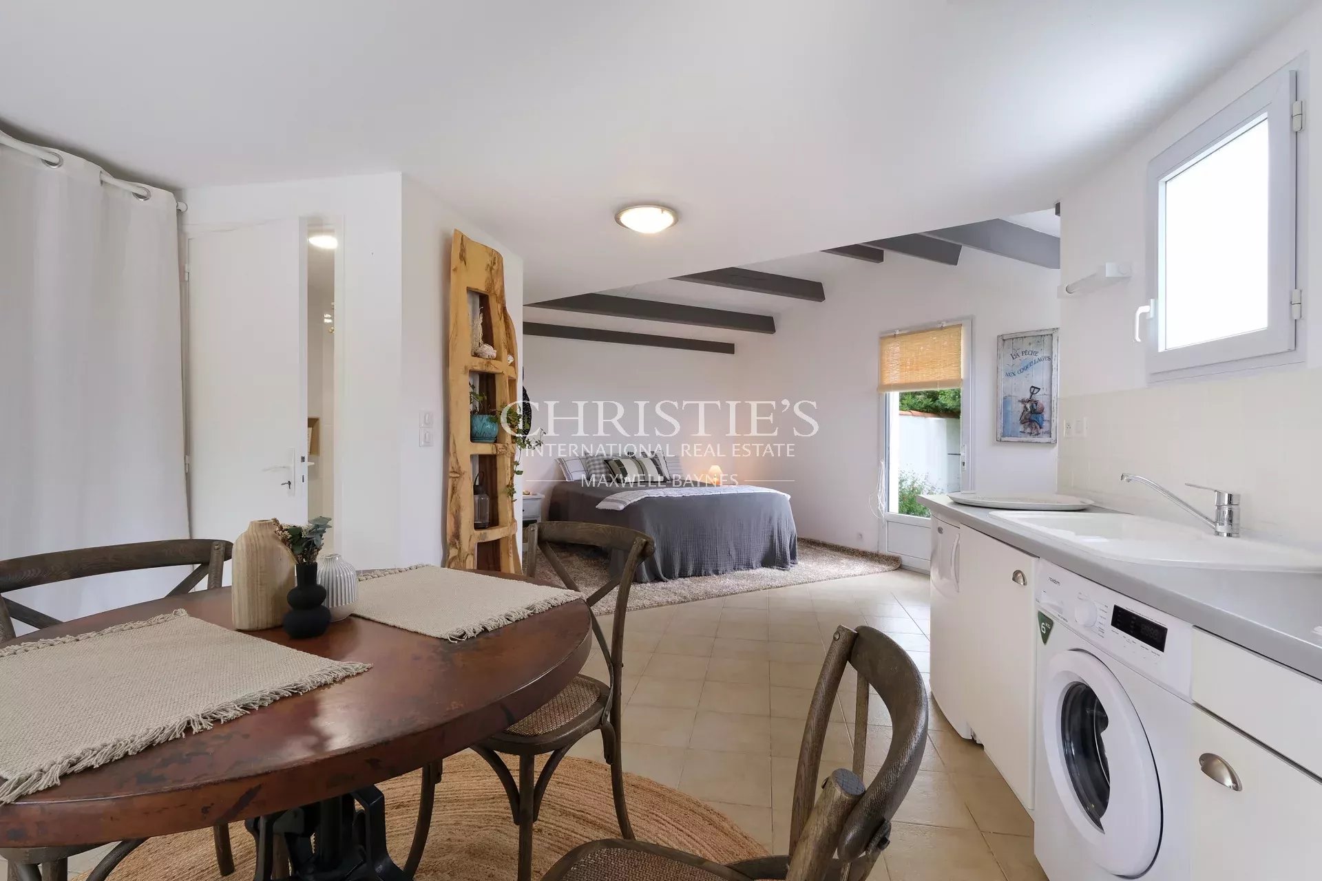 5 Bedroom Villa/Townhouse's Image 14