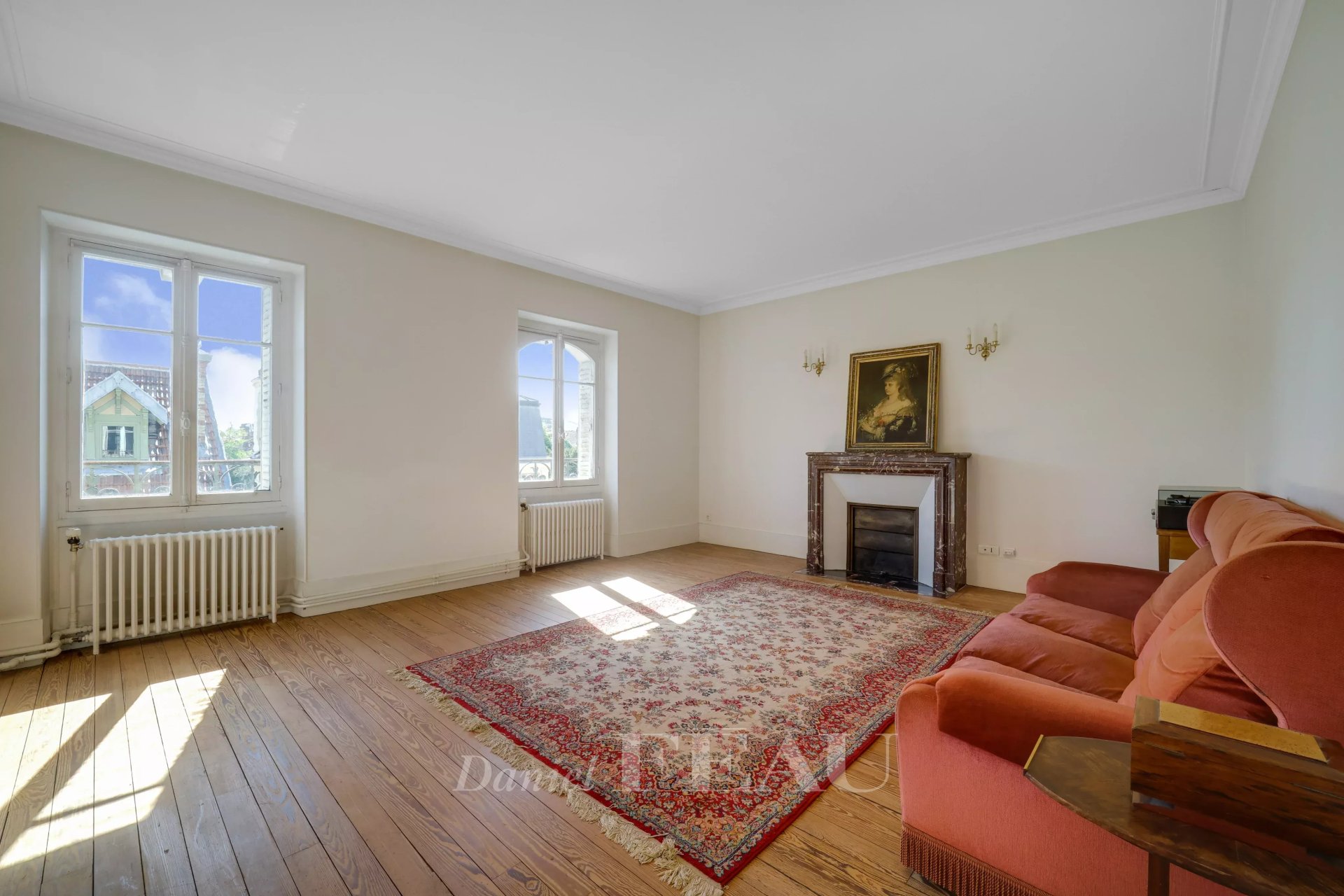 6 Bedroom Villa/Townhouse's Image 9