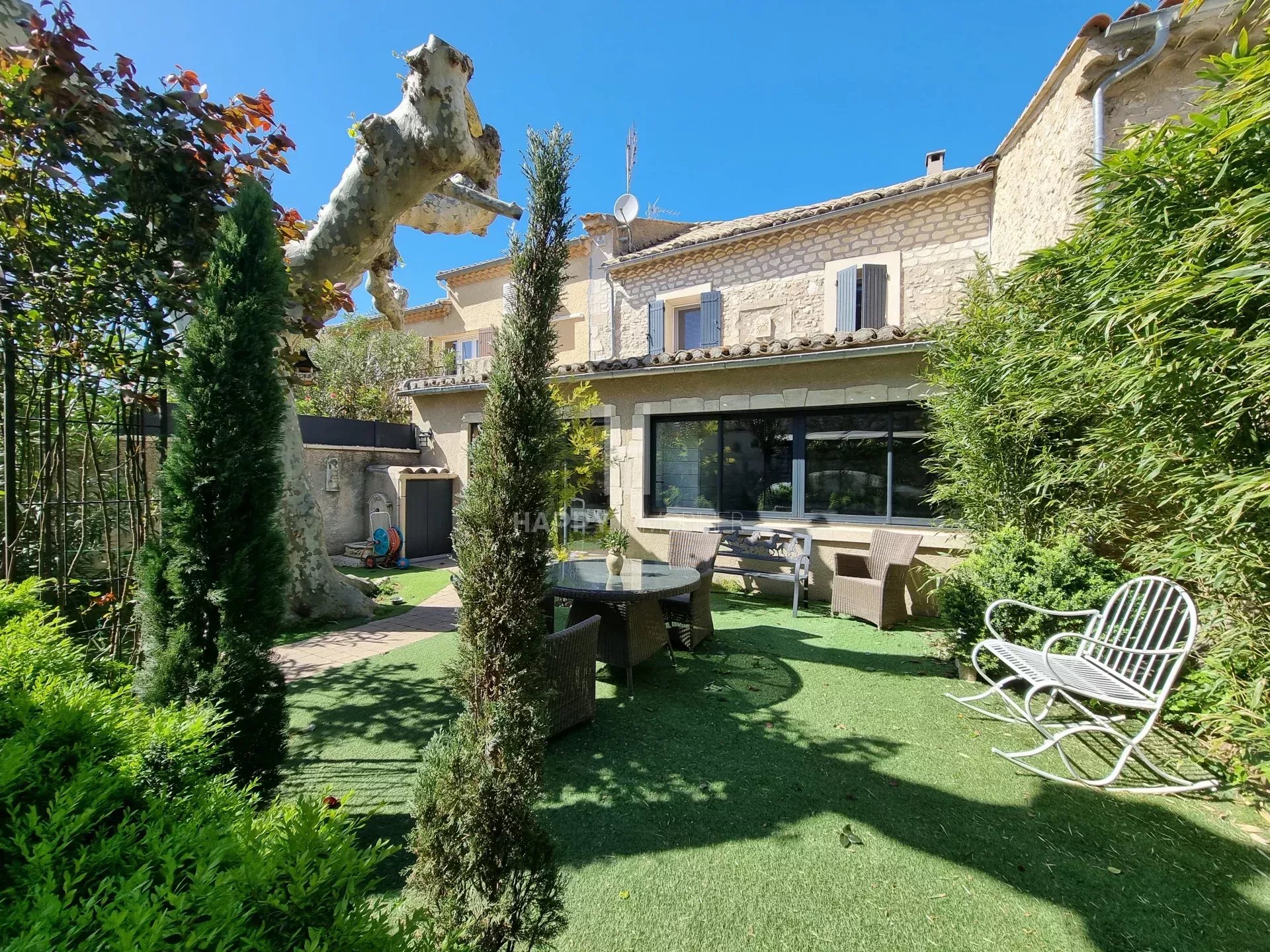 Maison de ville en pierre