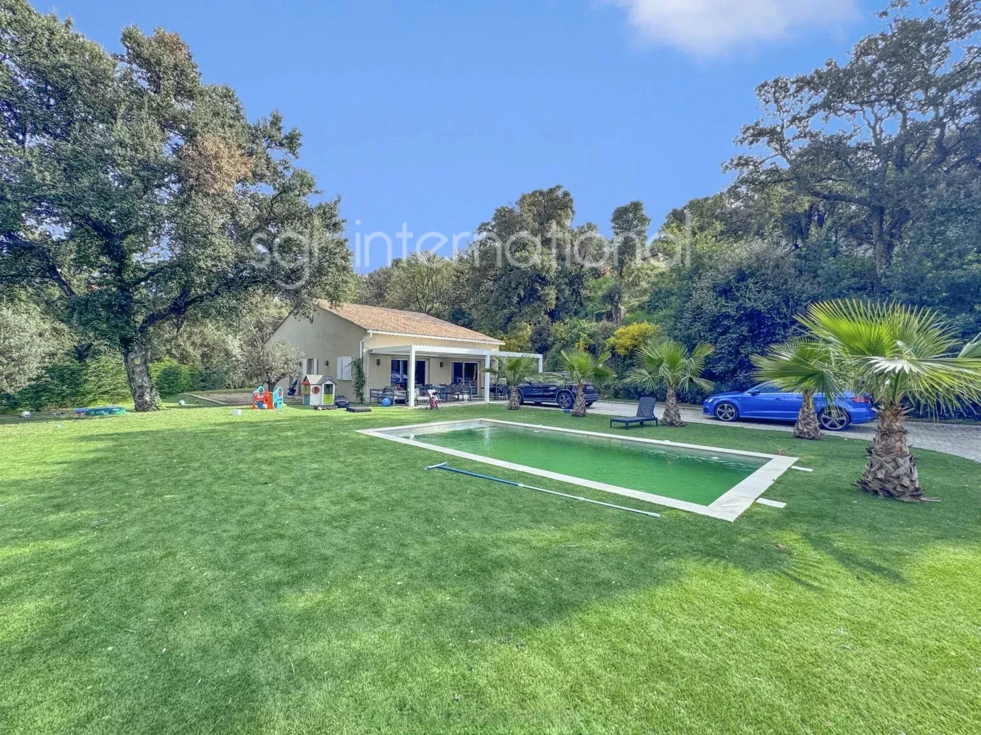 La Garde Freinet - renovated villa 1.5km from the village.