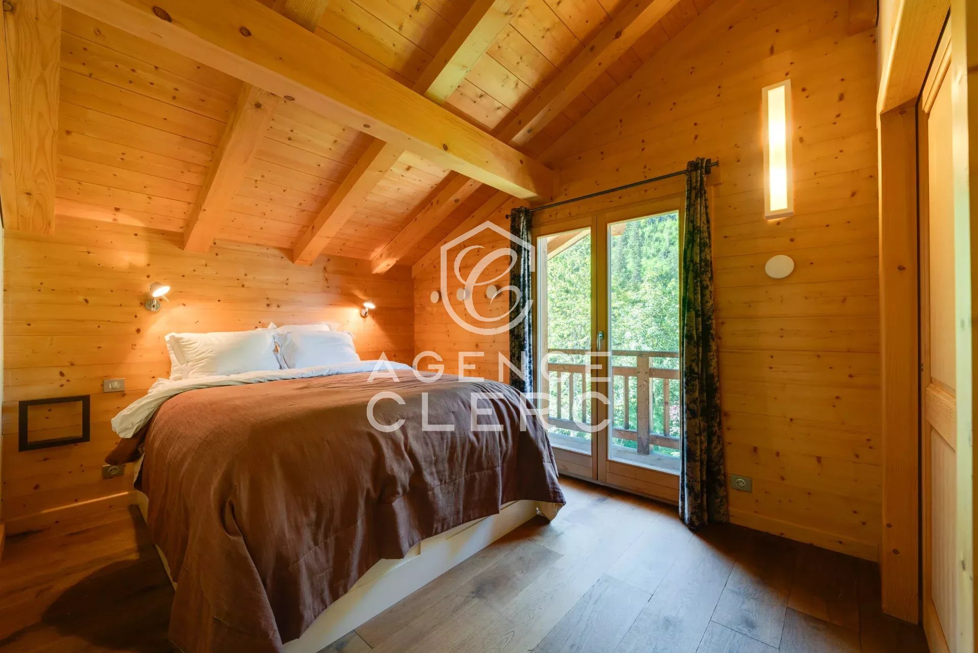 4 Bedroom Villa/Townhouse's Image 9