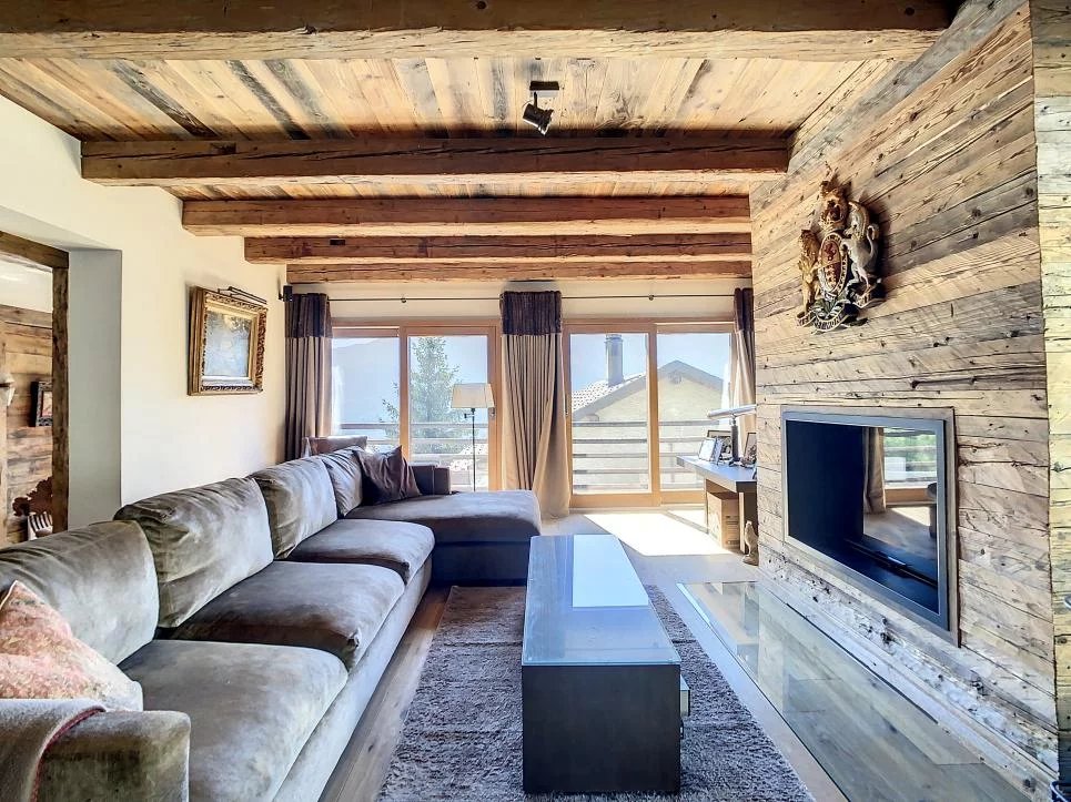 Grange luxueuse avec vue exceptionnelle