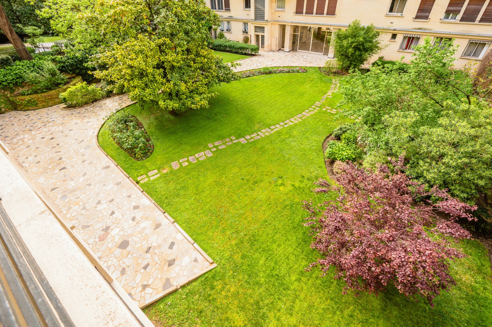 Paris 16e - HENRI MARTIN / MAIRIE