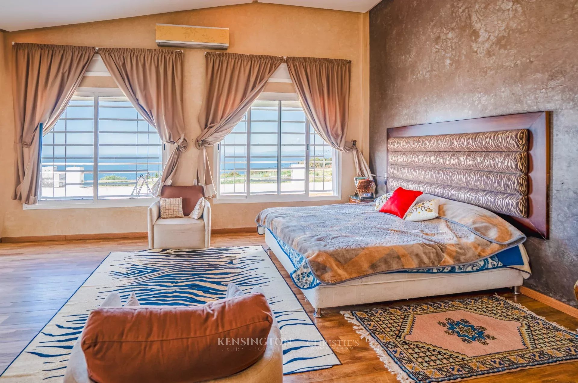 3 Bedroom Villa/Townhouse's Image 19
