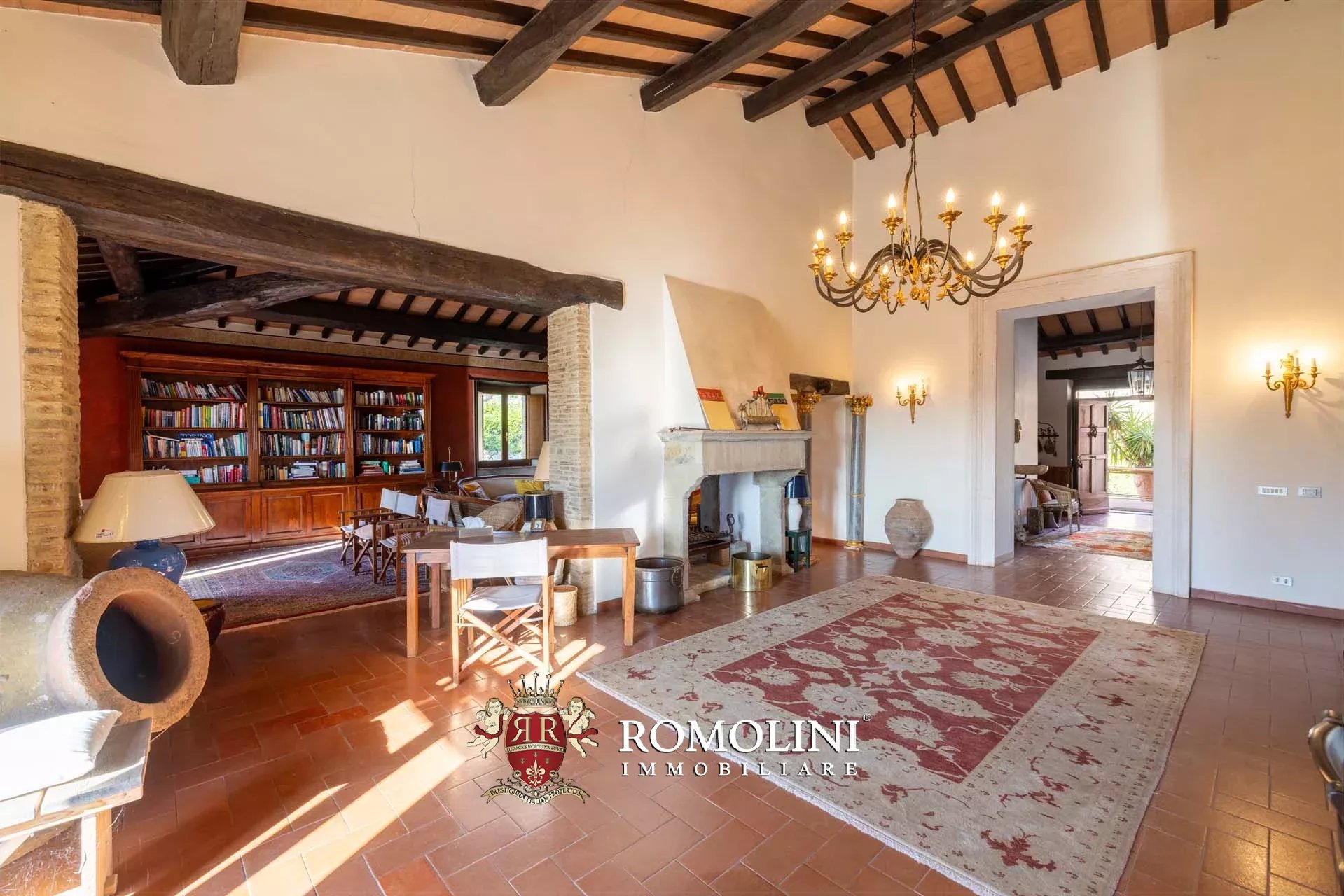10 Bedroom Villa/Townhouse's Image 35