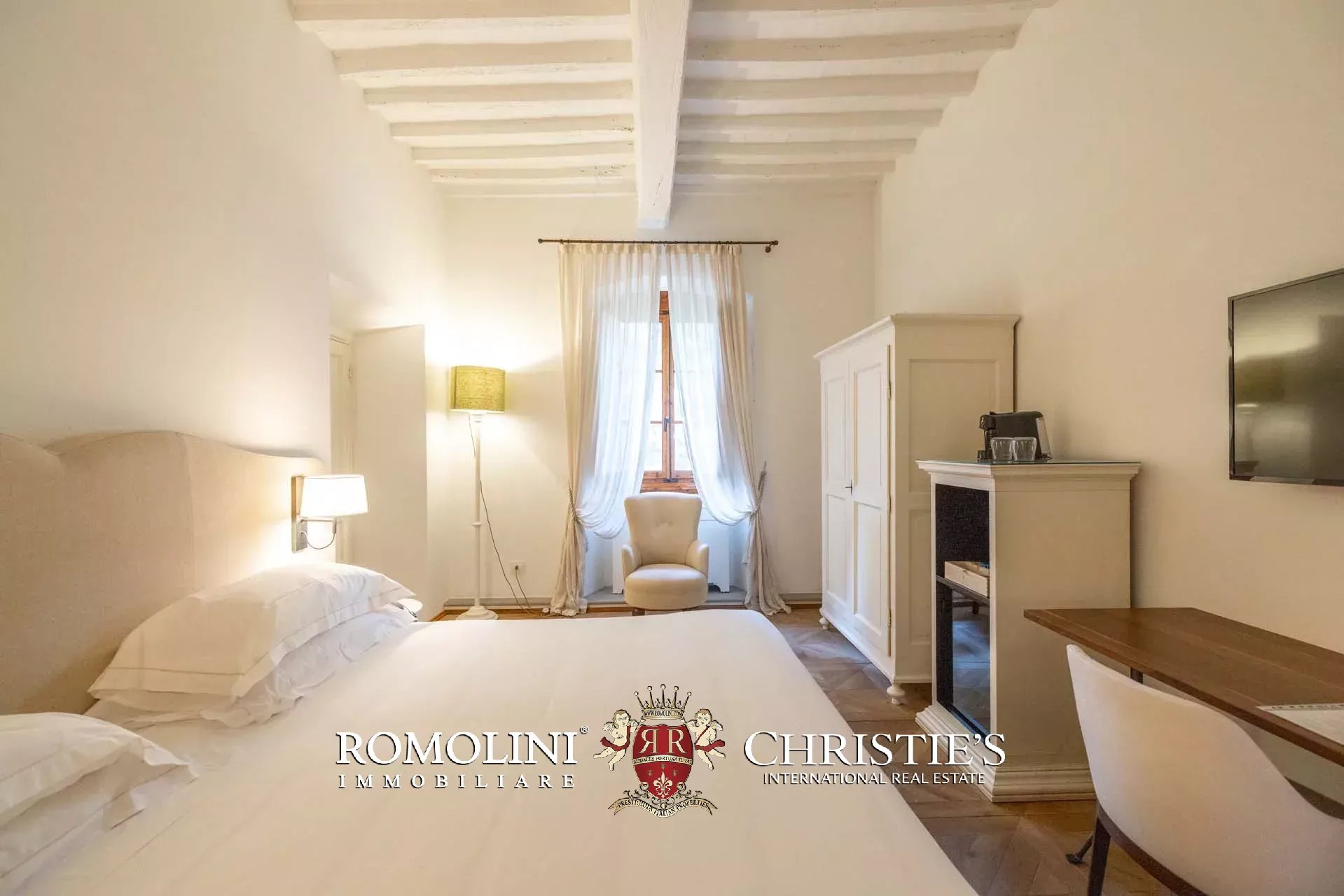 37 Bedroom Villa/Townhouse's Image 54