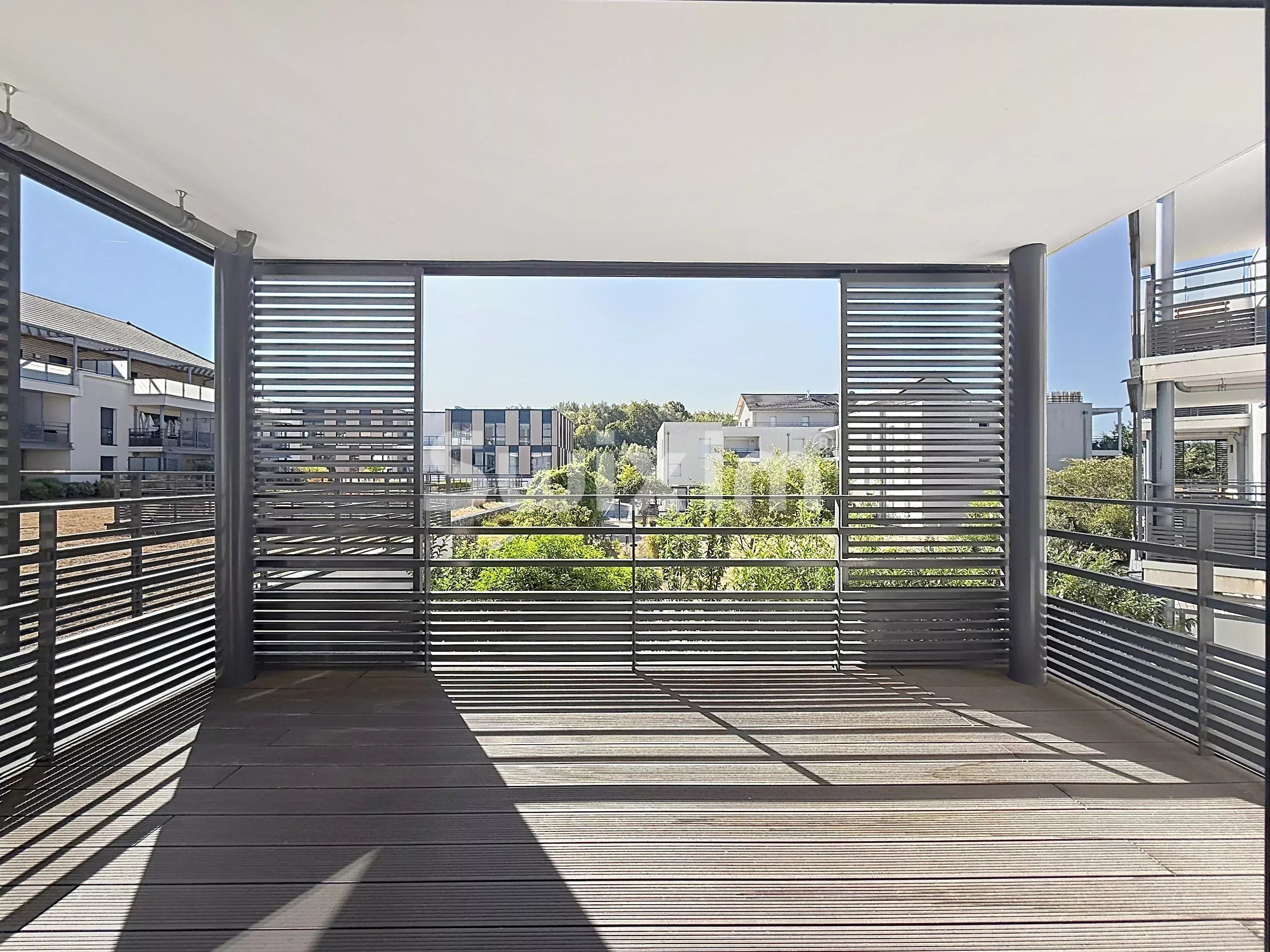 Appartement T3 de 73m2 avec terrasse et garage fermé!