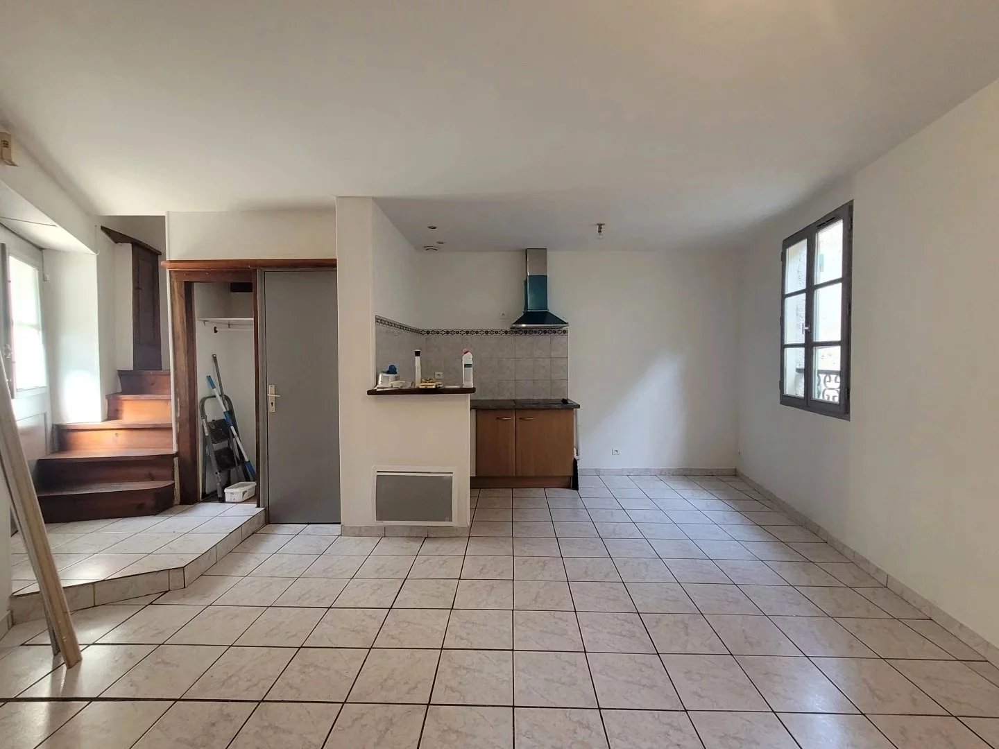 Rental Apartment Puy-l'Évêque