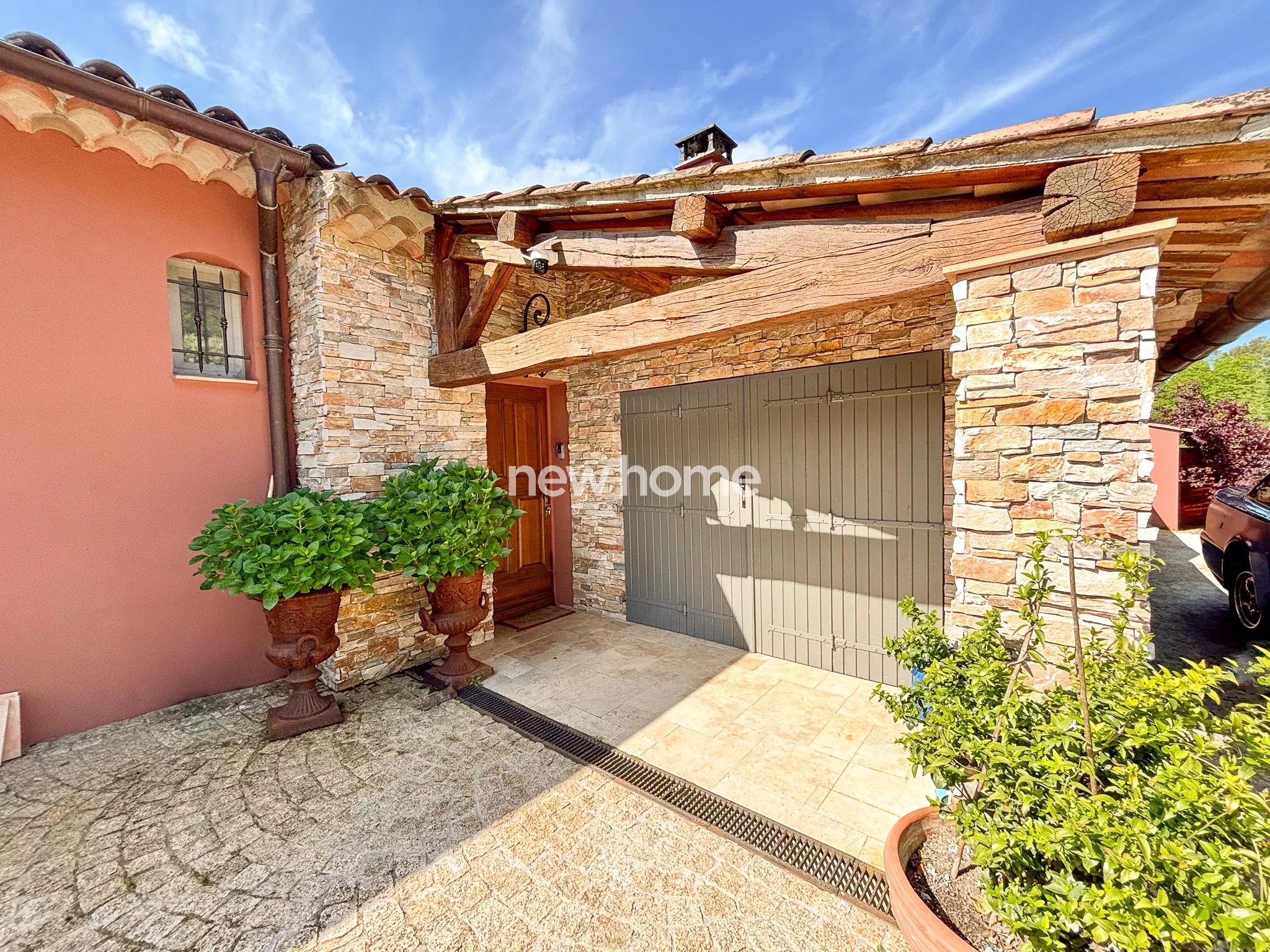 Charmante villa provençale de plain pied 140 m² à 1km du village